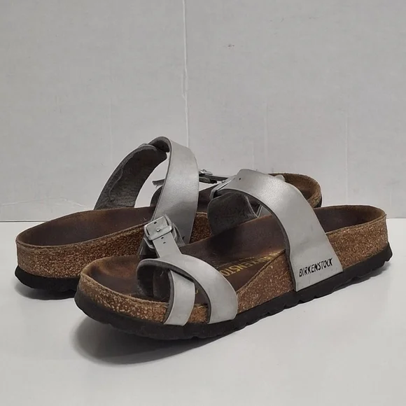 Birkenstock Mayari Sandals Womens  US 5.0 -5.5 Silver Leather Toe Loop Cork Sole - Picture 4 of 7